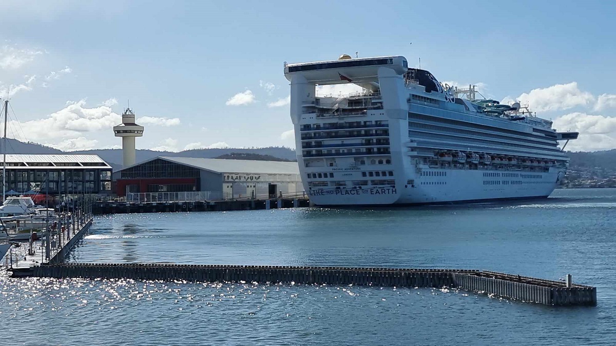 Tassie's cruise season underway - 7HOFM