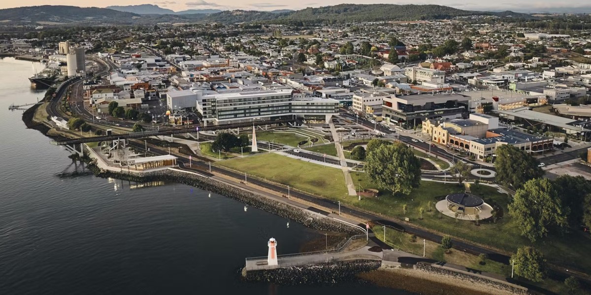 Devonport named Australia's top tourist town - 7HOFM